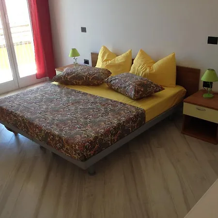 Best Lavagna Apartment ラヴァーニャ